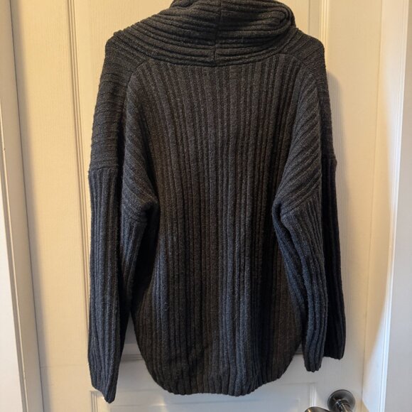 Oak and Fort off-the-shoulder oversized sweater - Picture 6 of 6